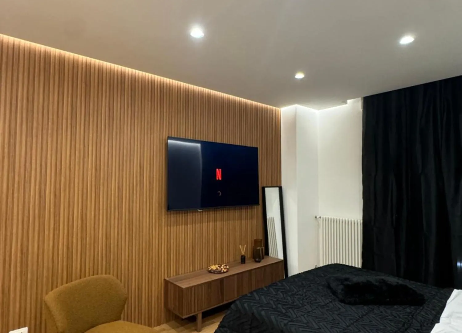 Belleview Luxury Apartments contacts